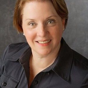 Meet your Posher, Elaine